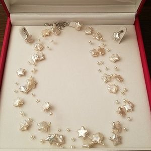 Star shaped Freshwater pearl necklace & earrings